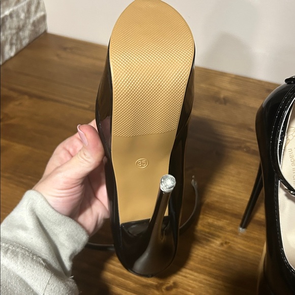 Sexy Black Platform skinny Heels with ankle strap size 35 (5). New - Picture 3 of 9